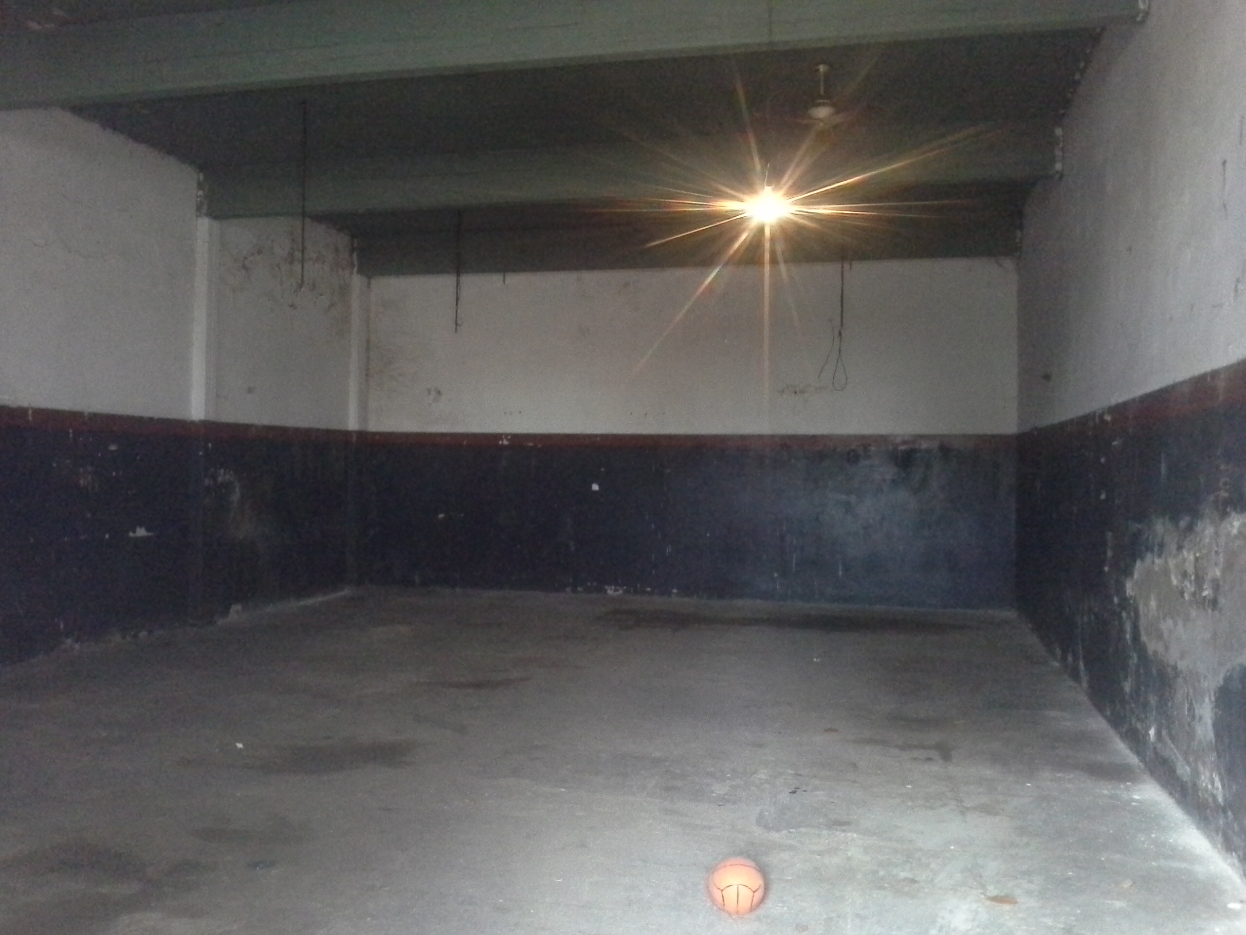 VENTA- VILLA INSUPERABLE - GALPON 130m2 - MAS VIVIENDA PRECARIA- 