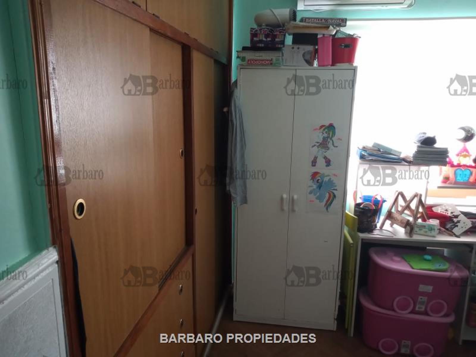 Catamarca  4400 · San Martín — foto 6
