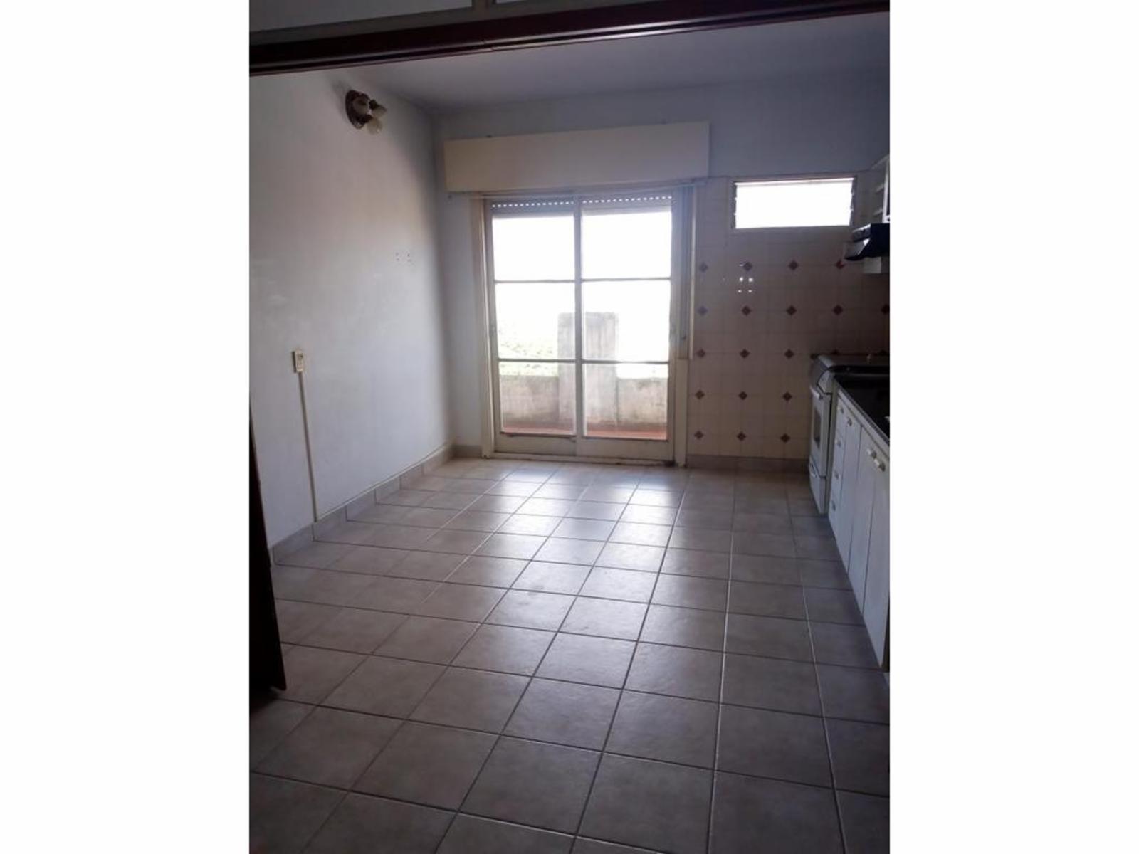 Cavia 376 , 2° · La Matanza — foto 9
