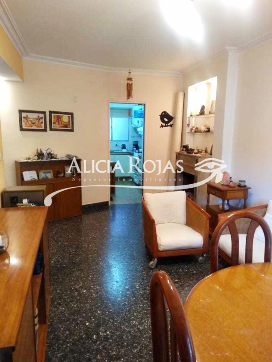 DELGADO · Colegiales — foto 12