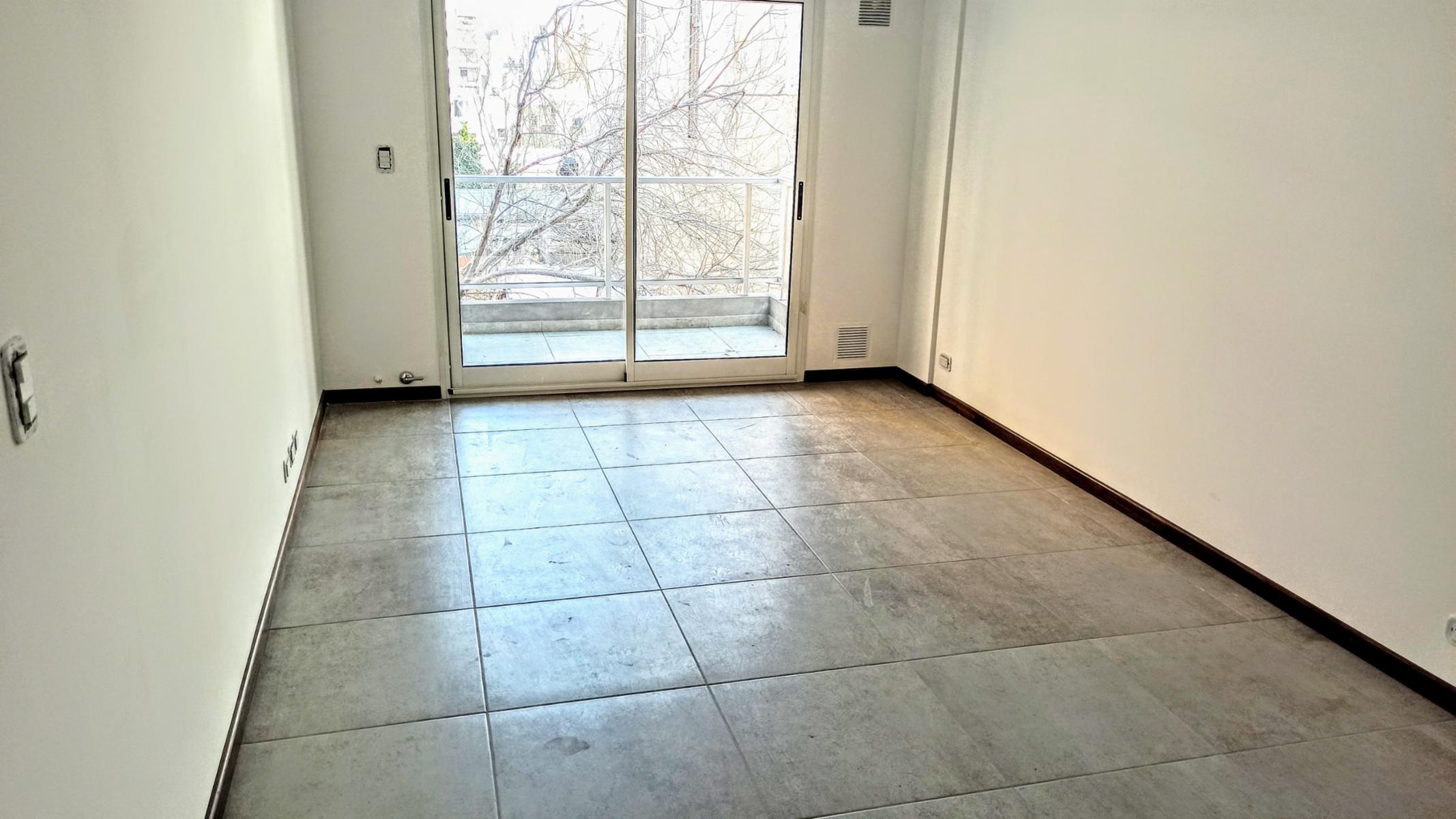 VENTA -  ESTRENAR -  SANTA FE 2500. - SEMIPISO 1 DORMITORIO  - VENTILACIÓN CRUZADA  - 48 m2. CALIDAD