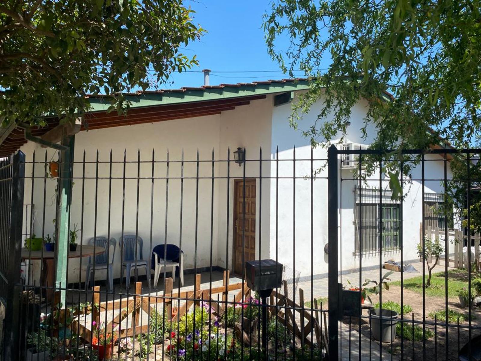 Casa 4 Ambientes En Venta - Francisco Alvarez, Moreno