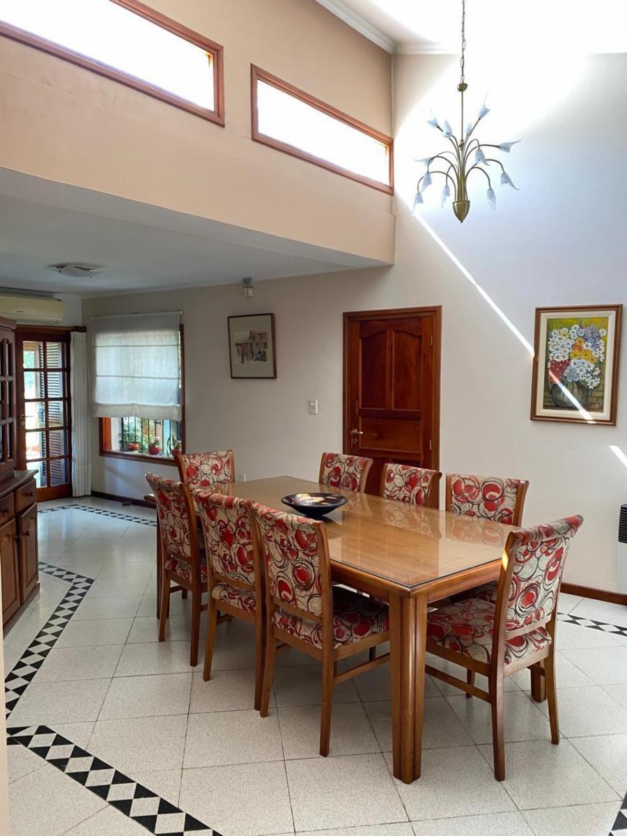 CASA DE 3 DORMITORIOS EN VENTA BARRIO VILLA DALCAR