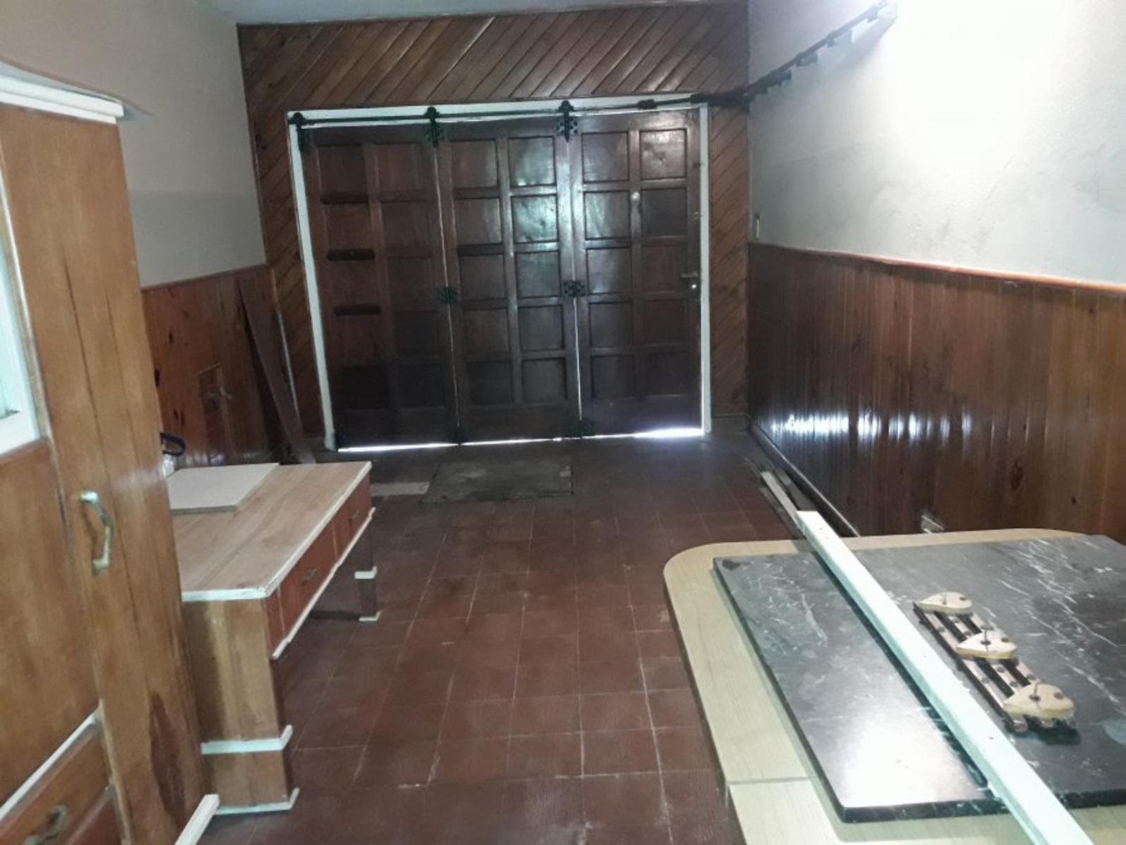 J. BENAVIDEZ 562 · Esteban Echeverría — foto 7