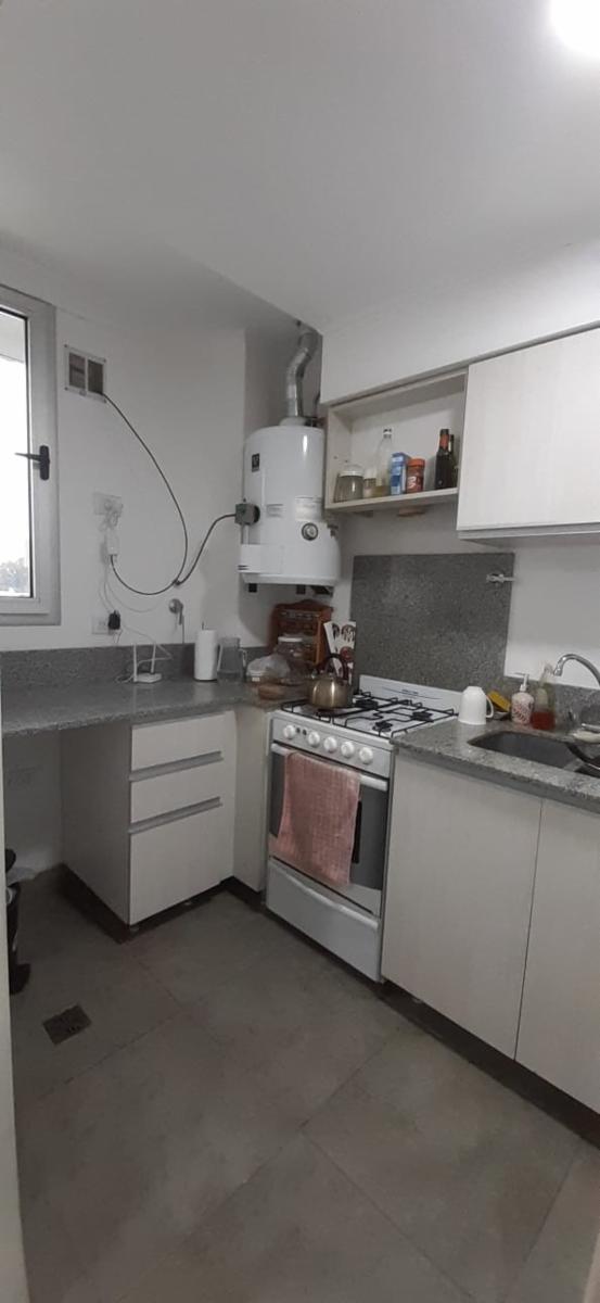 Excelente departamento de 2 ambientes en calle 22 entre 25 y 27.- · Mercedes — foto 3