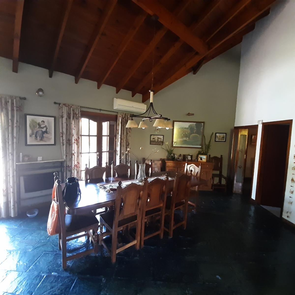 SALVADOR ROSICH 584 · Almirante Brown — foto 16