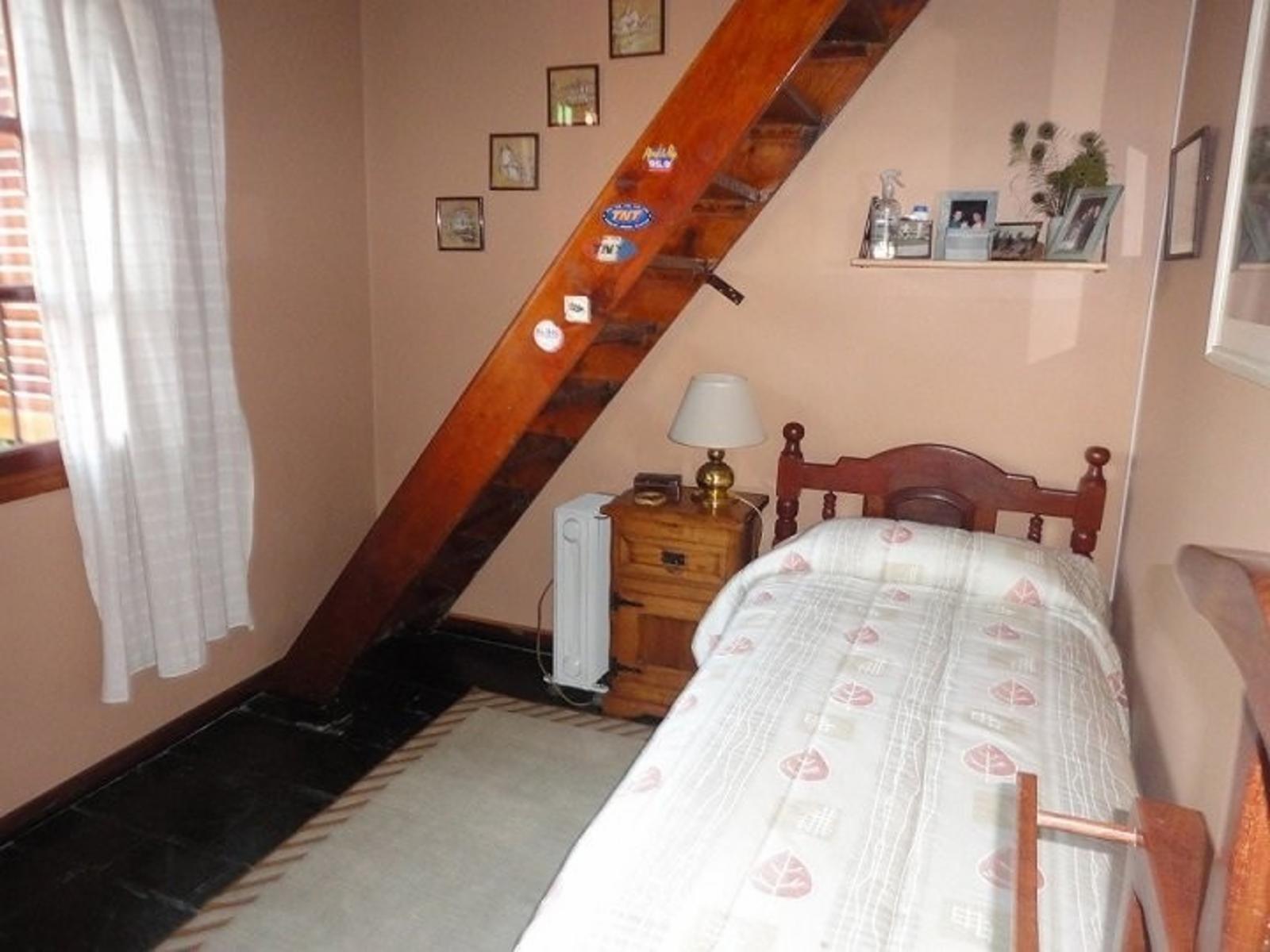 SALVADOR ROSICH 584 · Almirante Brown — foto 5