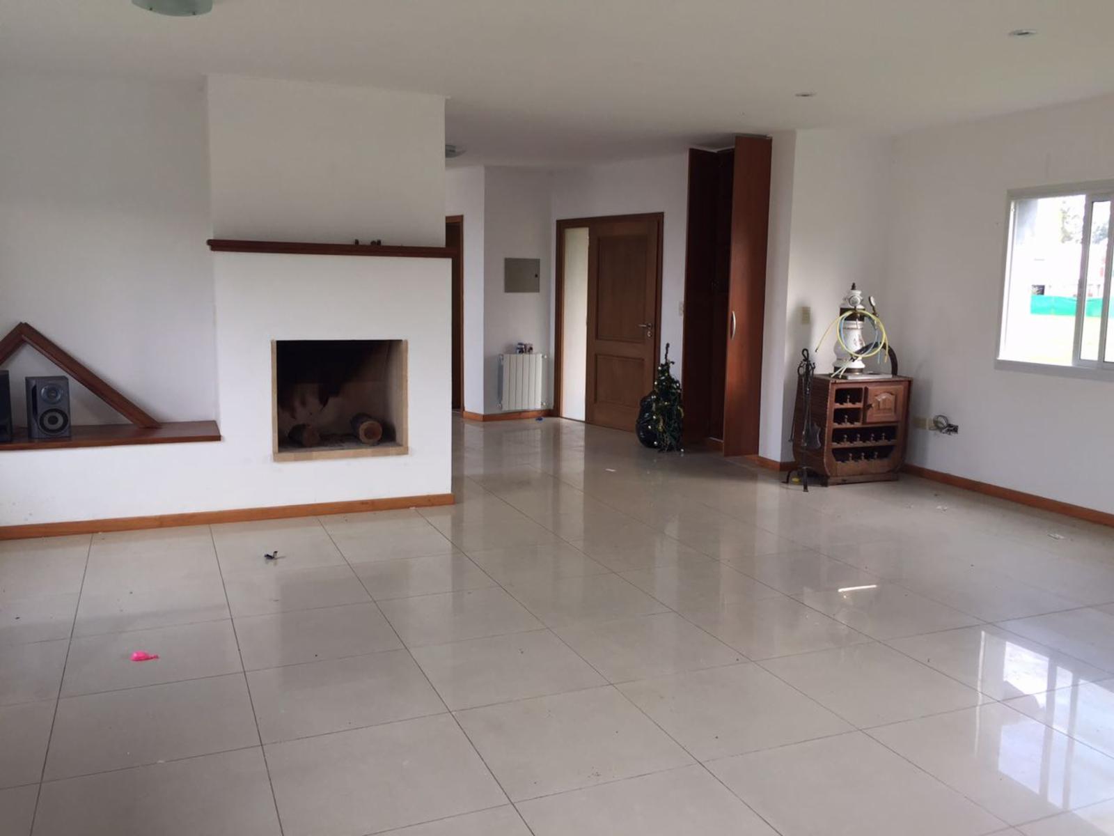KENTUCKY CLUB DE CAMPO · Rosario — foto 7
