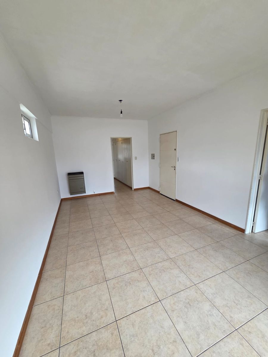 Zelarrayan 679 · Bahia Blanca — foto 4