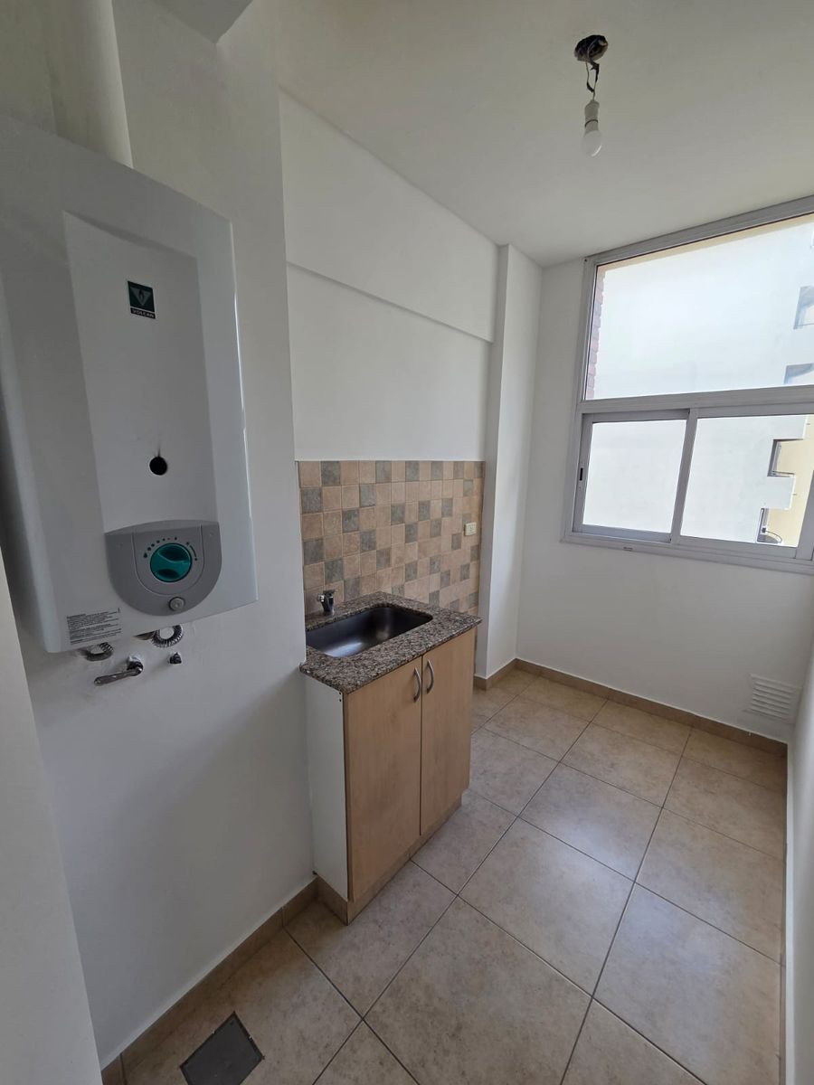 Zelarrayan 679 · Bahia Blanca — foto 5