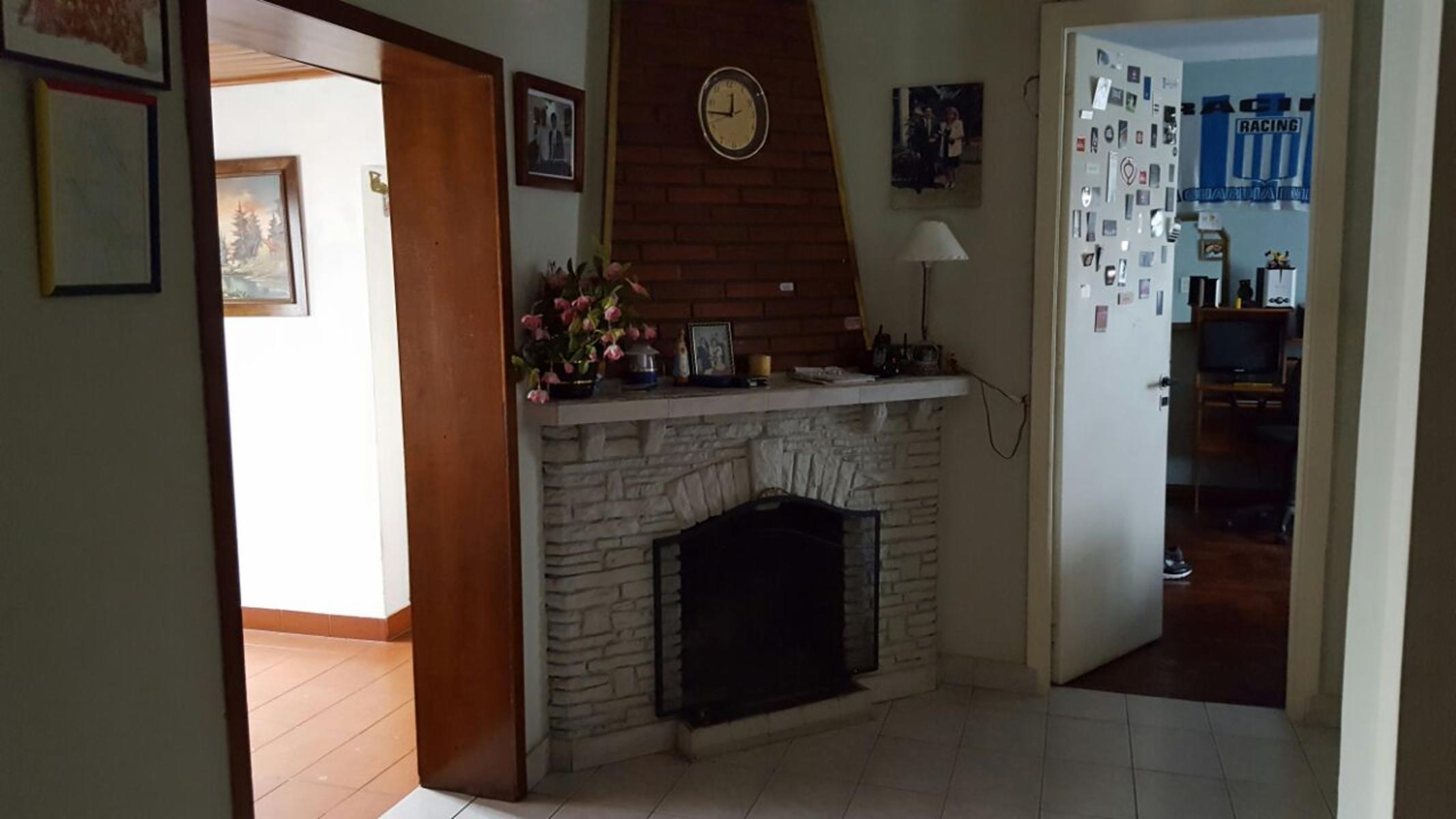 Tucumán 759 1°p · Quilmes — foto 12