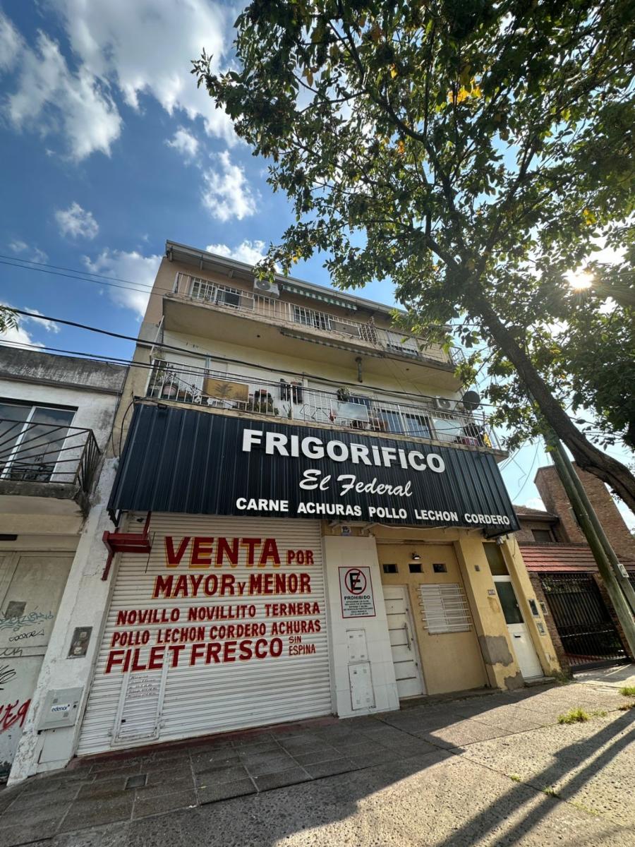 Departamento de tres ambientes a la venta en San Miguel