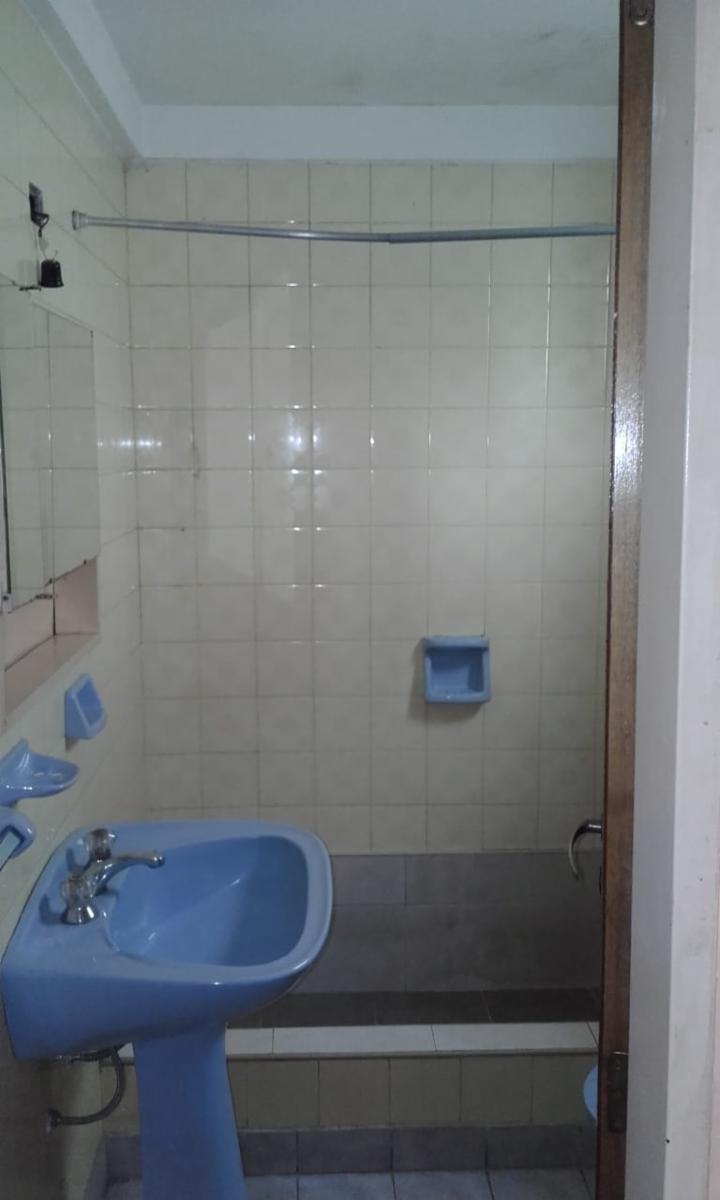 Caaguazu 7100 · Liniers — foto 8