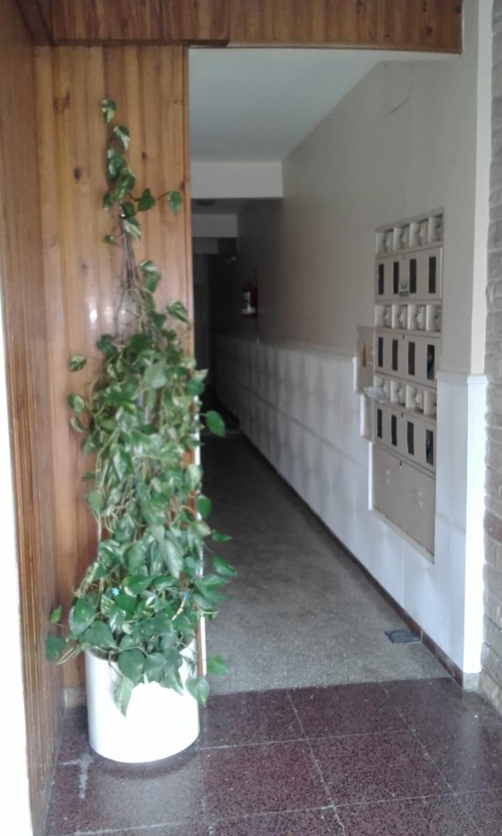 Caaguazu 7100 · Liniers — foto 10