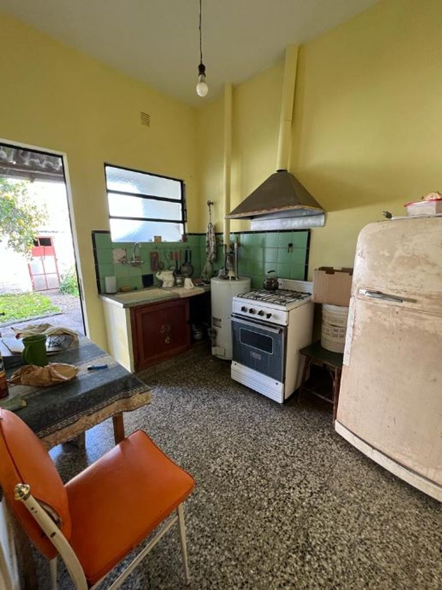 MAESTRA LANZANI 3320 · Morón — foto 4