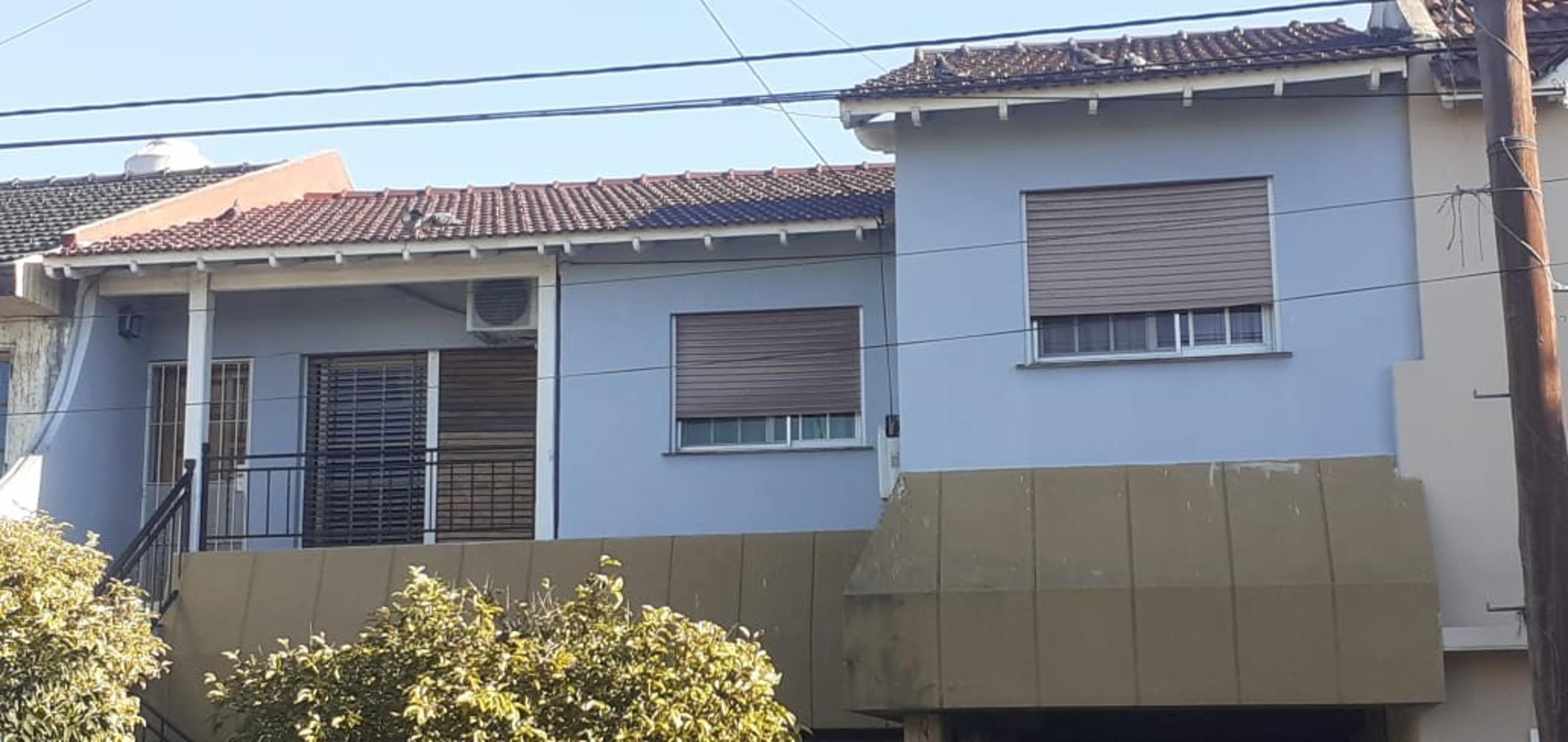 VENTA -  TRES AMBIENTES EN PLANTA ALTA PARA EXIGENTES