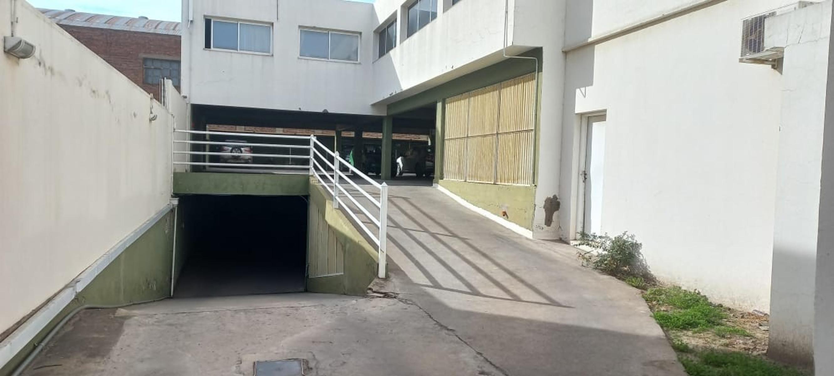 Estomba 800 · Bahia Blanca — foto 4