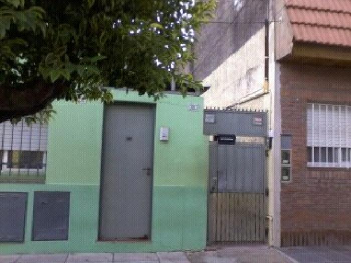 URGENTE PH en Venta en San Andrés, San Martín, Buenos Aires 3 cuadras de la estación  L/G para el vendedor.Se escuchan ofertas.