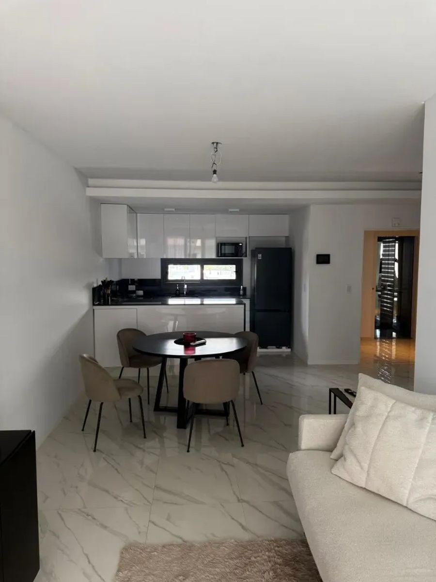 R L FALCON 6040 · Villa Luro — foto 9