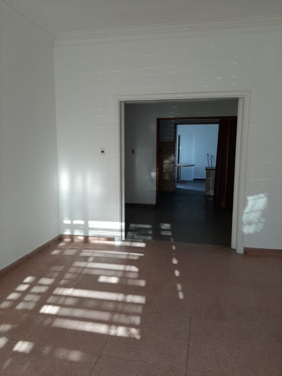 Domak 129 · Hurlingham — foto 5