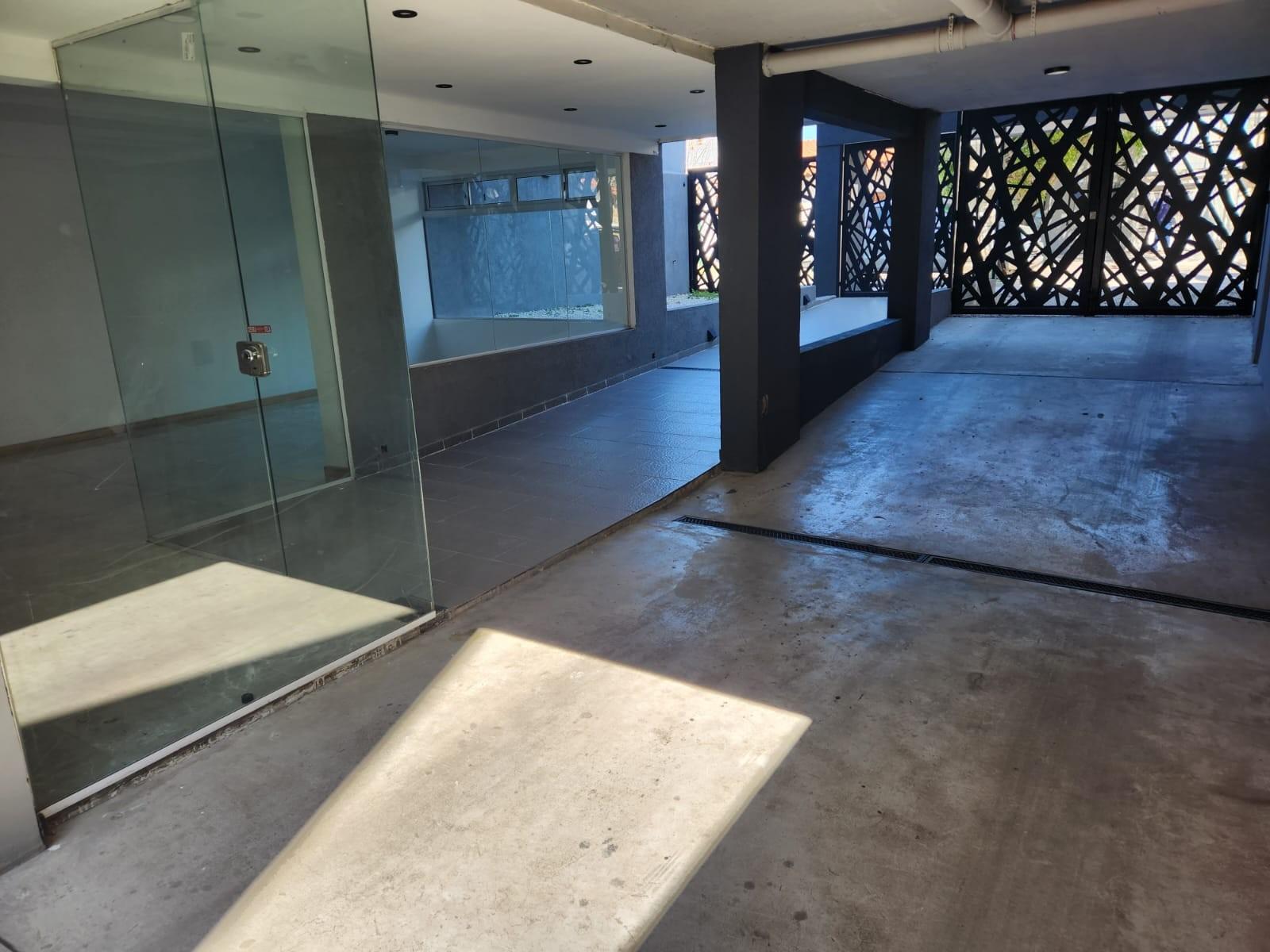 Avenida Pte. Peron 2100 · Morón — foto 11