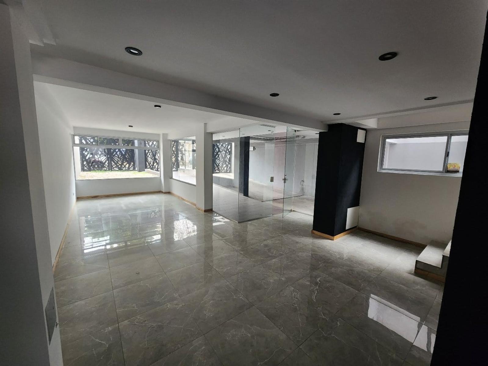 Avenida Pte. Peron 2100 · Morón — foto 9