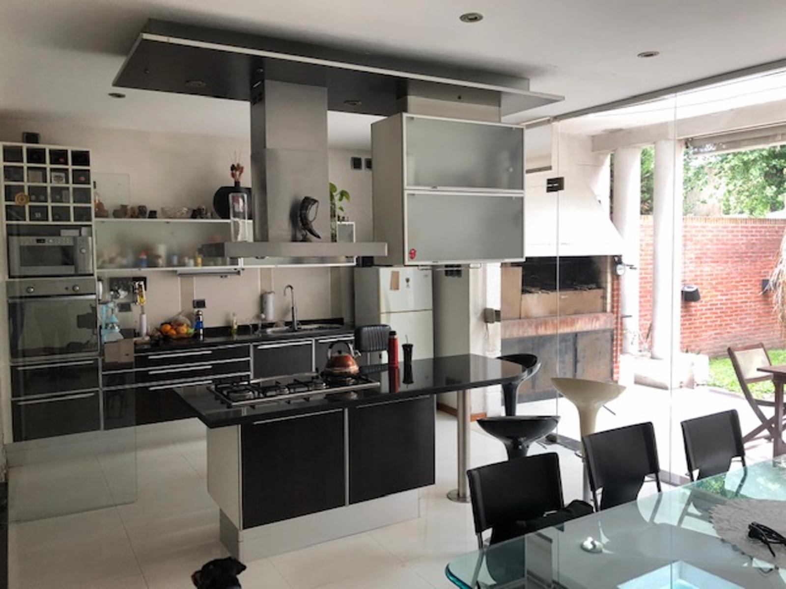 Sarmiento 413 · Lomas De Zamora — foto 5