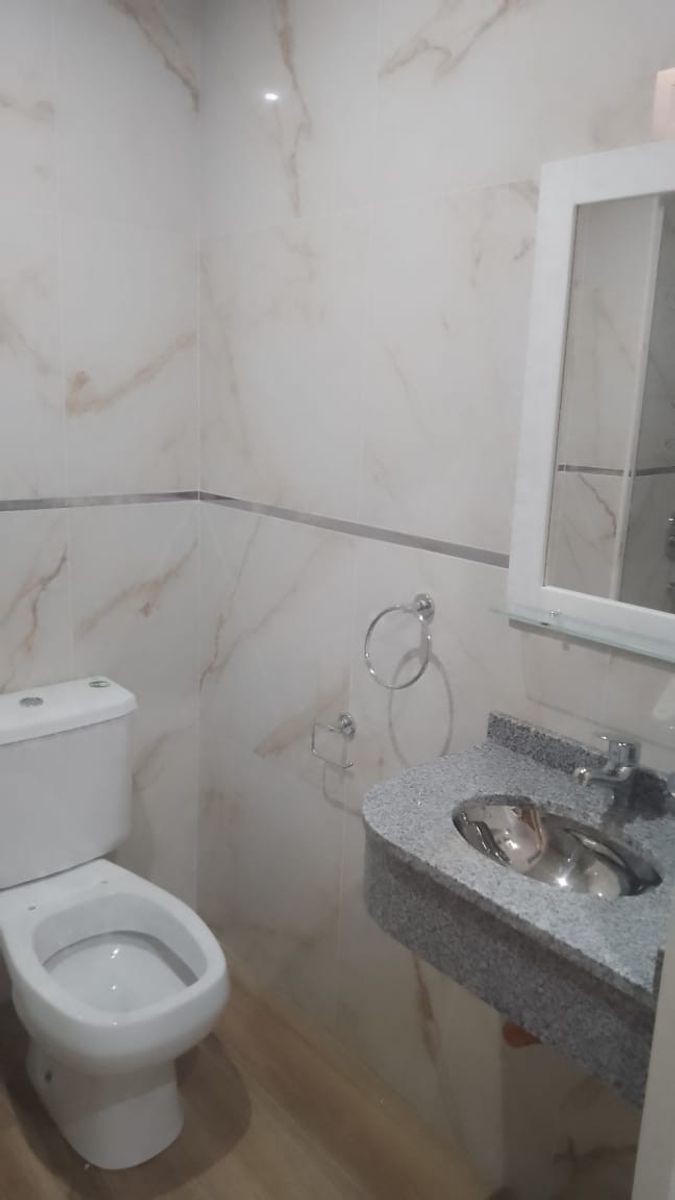 JOSE LEON SUAREZ 495 · Liniers — foto 8