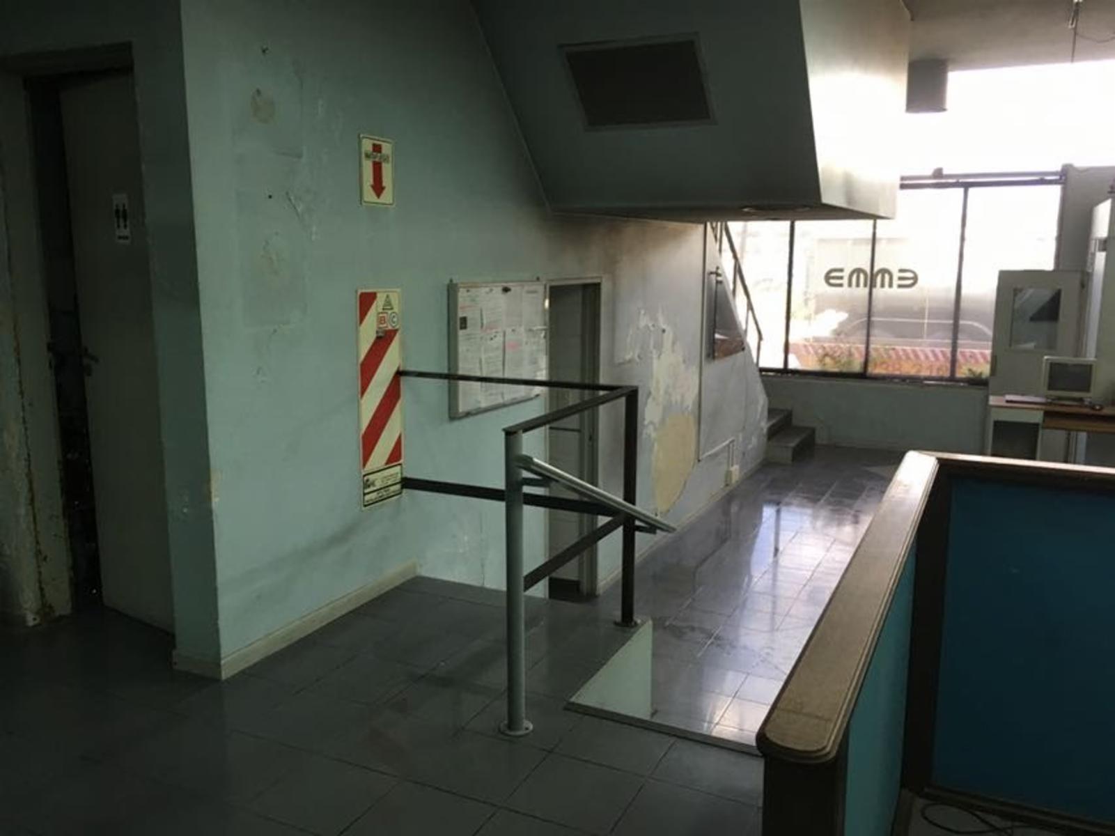 Hipolito Yrigoyen 11057 · Lomas De Zamora — foto 16