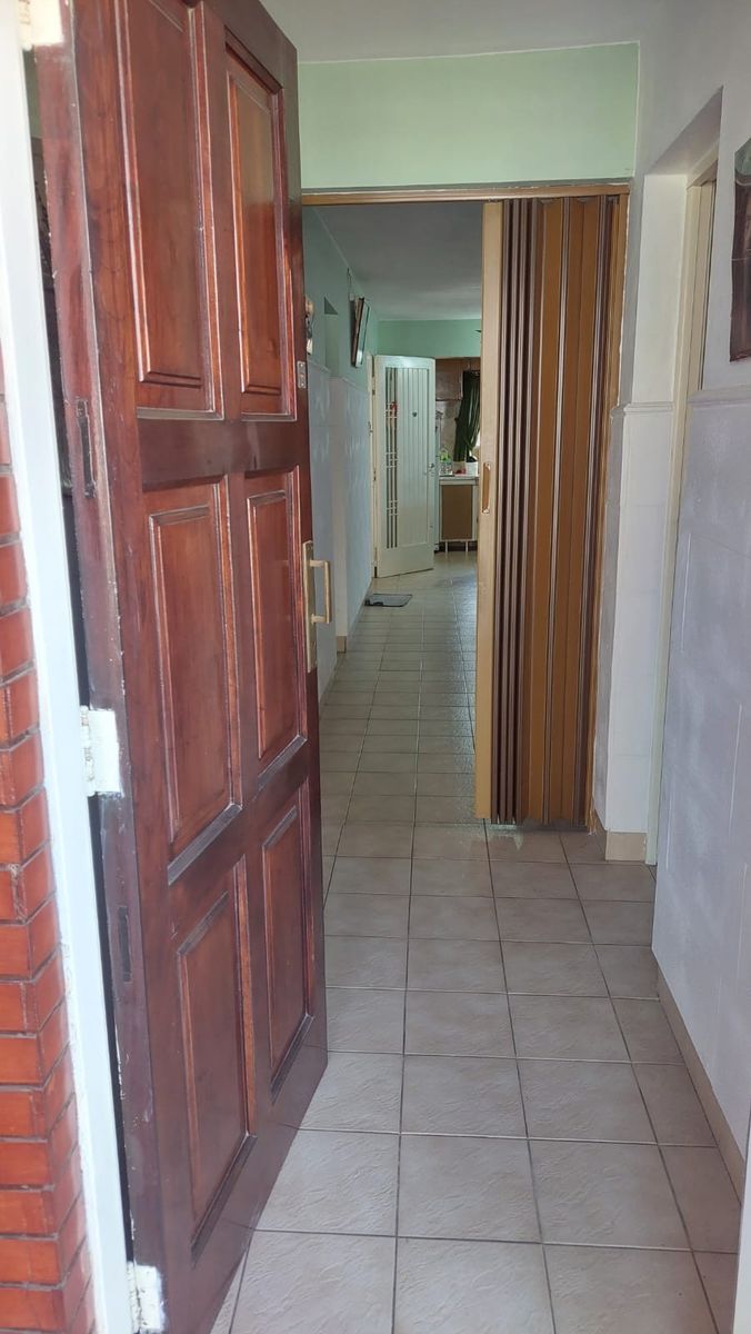 ESTRADA · Escobar — foto 3