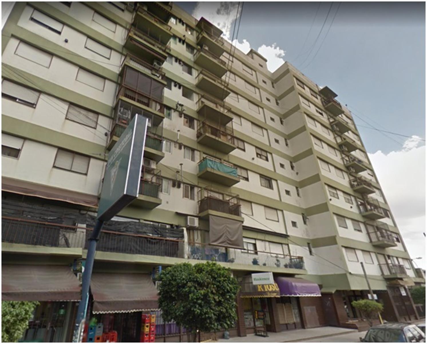 Claudio Rosales 700 · Morón — foto 11
