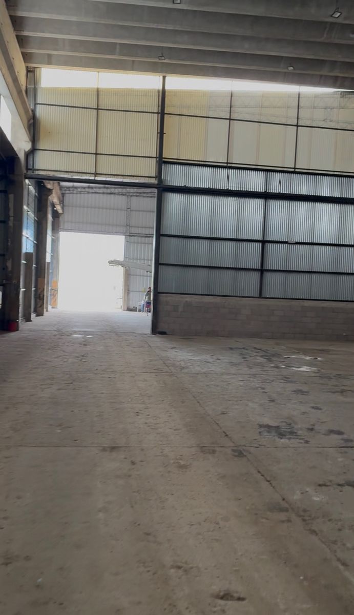 EN ALQUILER GALPON DE 2500 m2 CUBIERTOS EN LOS AGUIRRES · Capital — foto 10