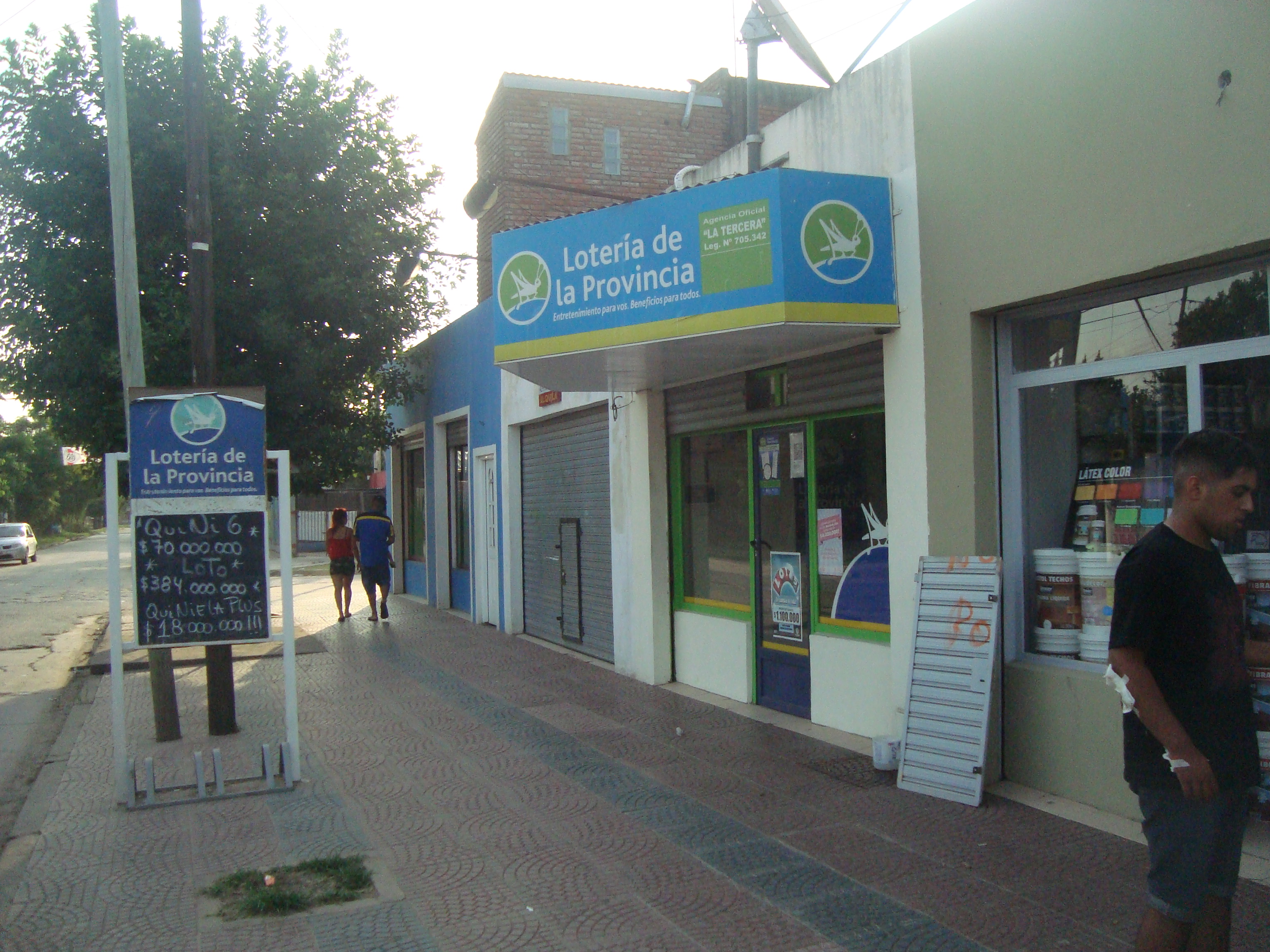 Essoin al 100 · Almirante Brown — foto 6