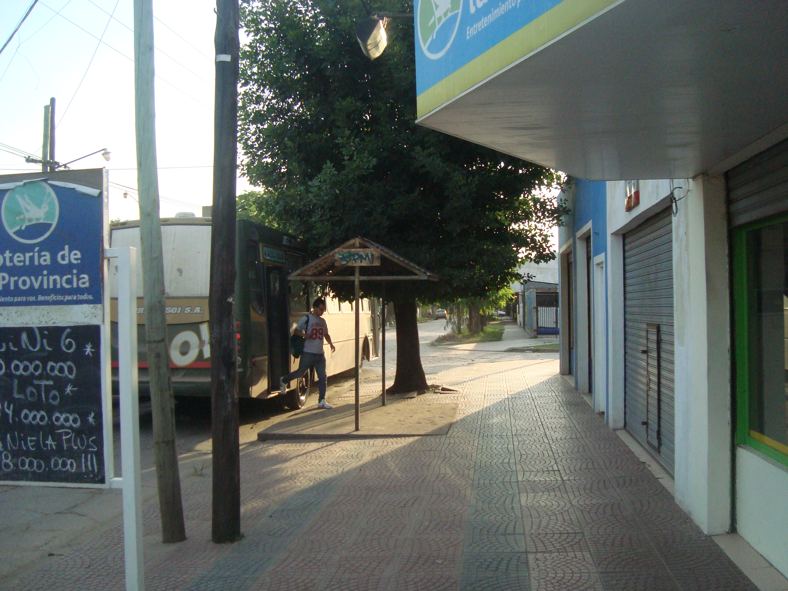 Essoin al 100 · Almirante Brown — foto 9