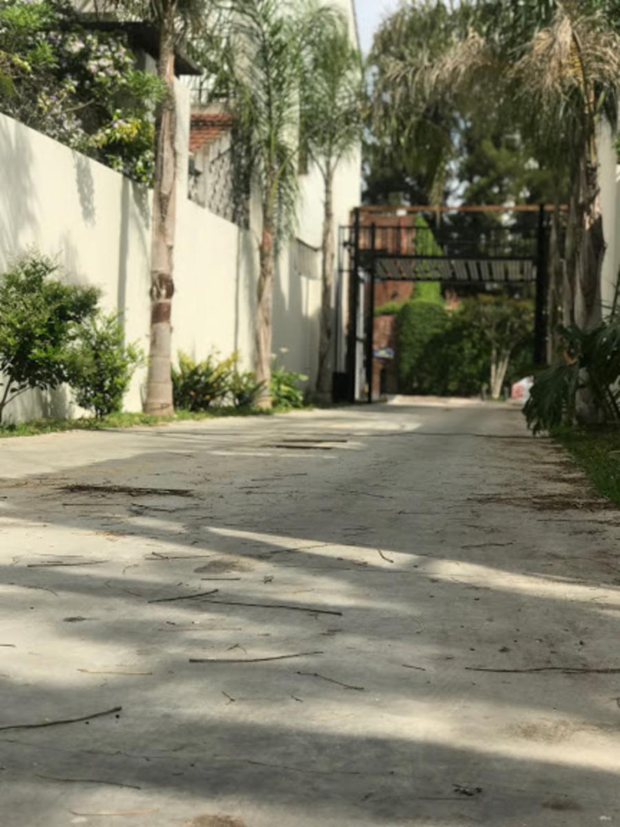 Av. Almirante Brown 2973 · Lomas De Zamora — foto 23