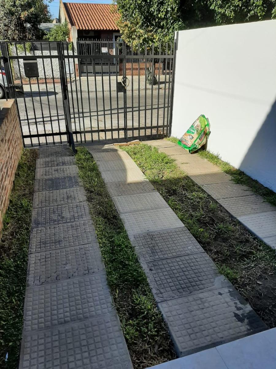 Julian Perez 100 · Morón — foto 3