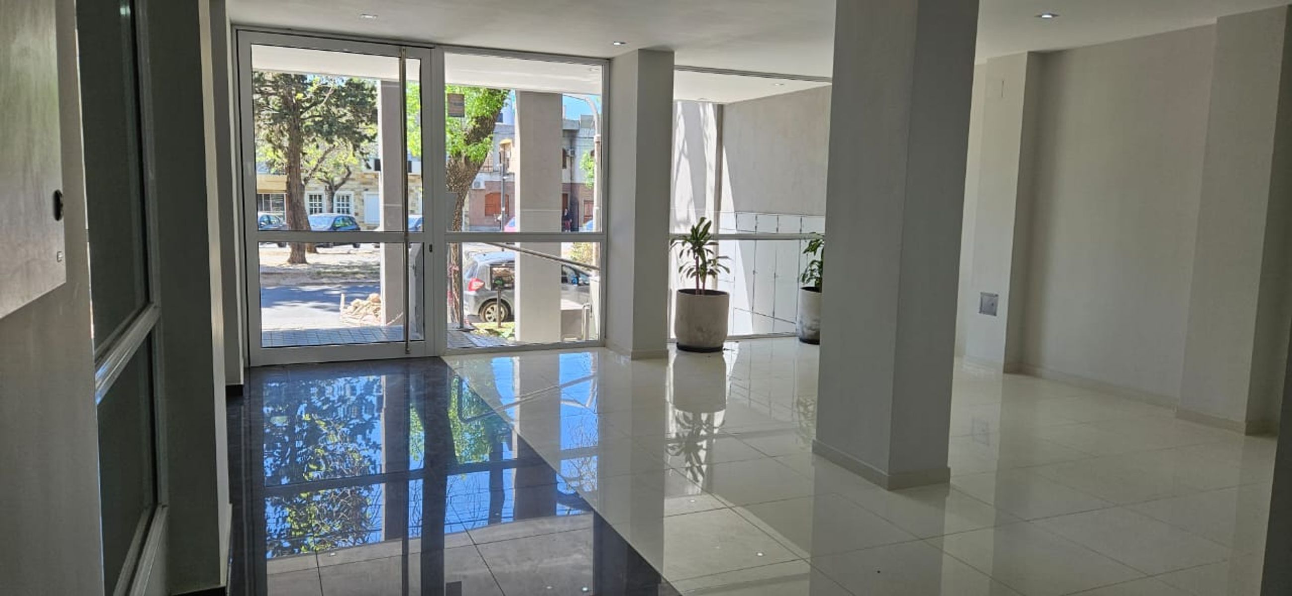 Av freyre 1751 · La Capital — foto 4