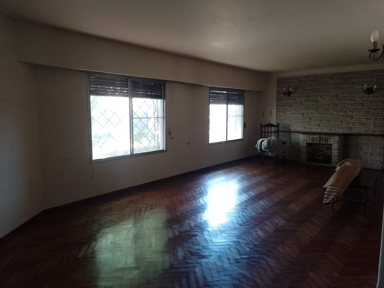 Cecilia Borja 191 · Almirante Brown — foto 6