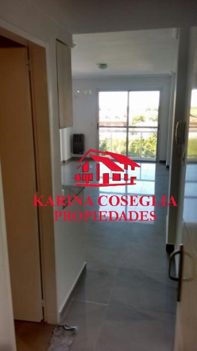 CONESA AL 960 · San Miguel — foto 7