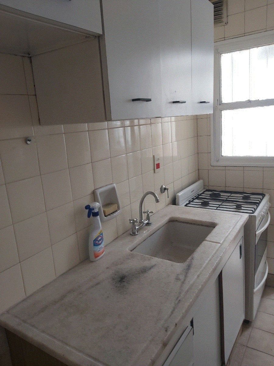 MERCEDES 255 · Floresta — foto 5
