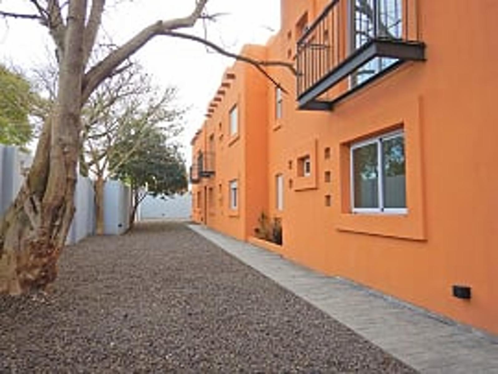 Alvear 563 · Luján — foto 8