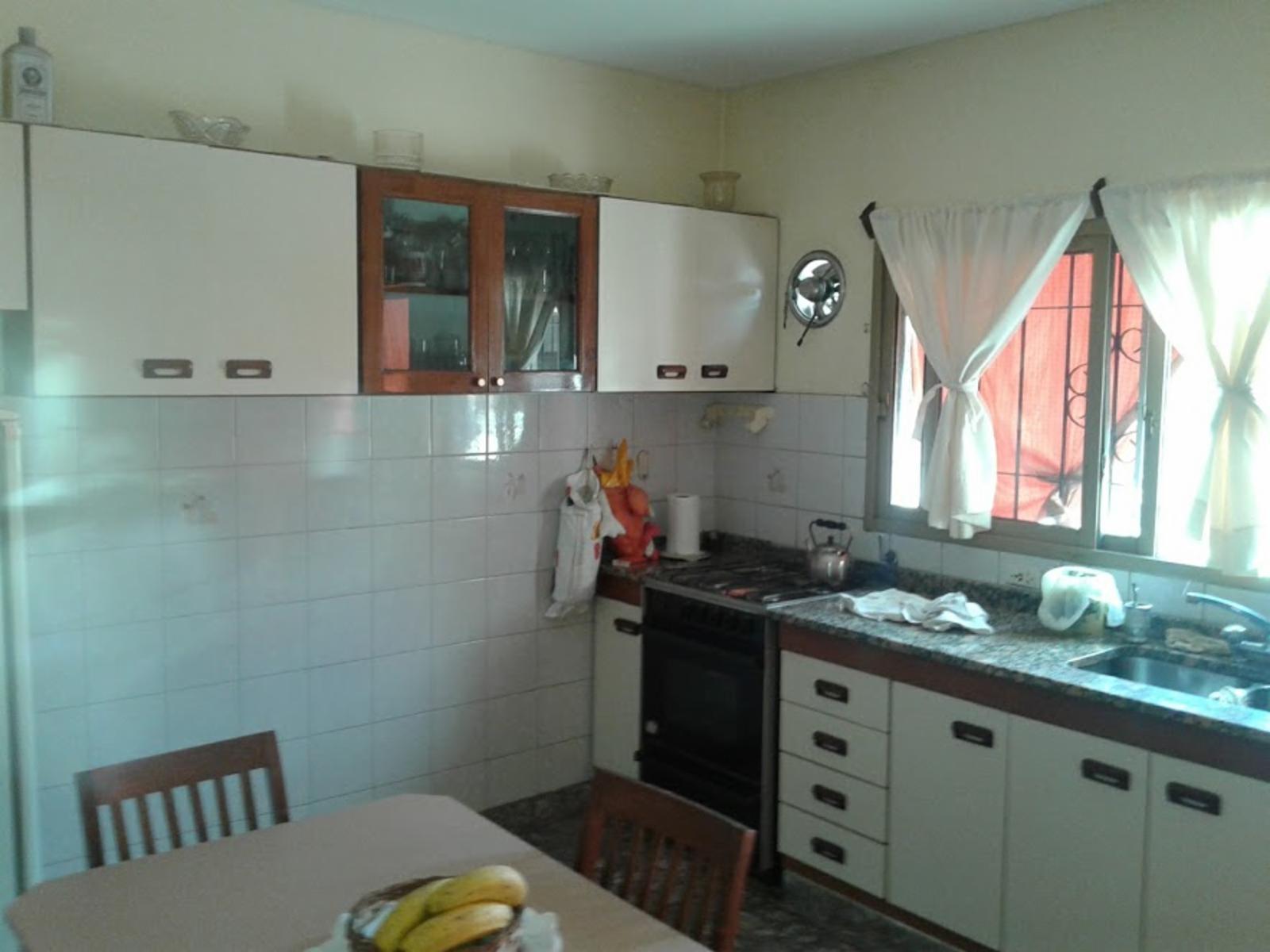 CASEROS · Tres De Febrero — foto 6