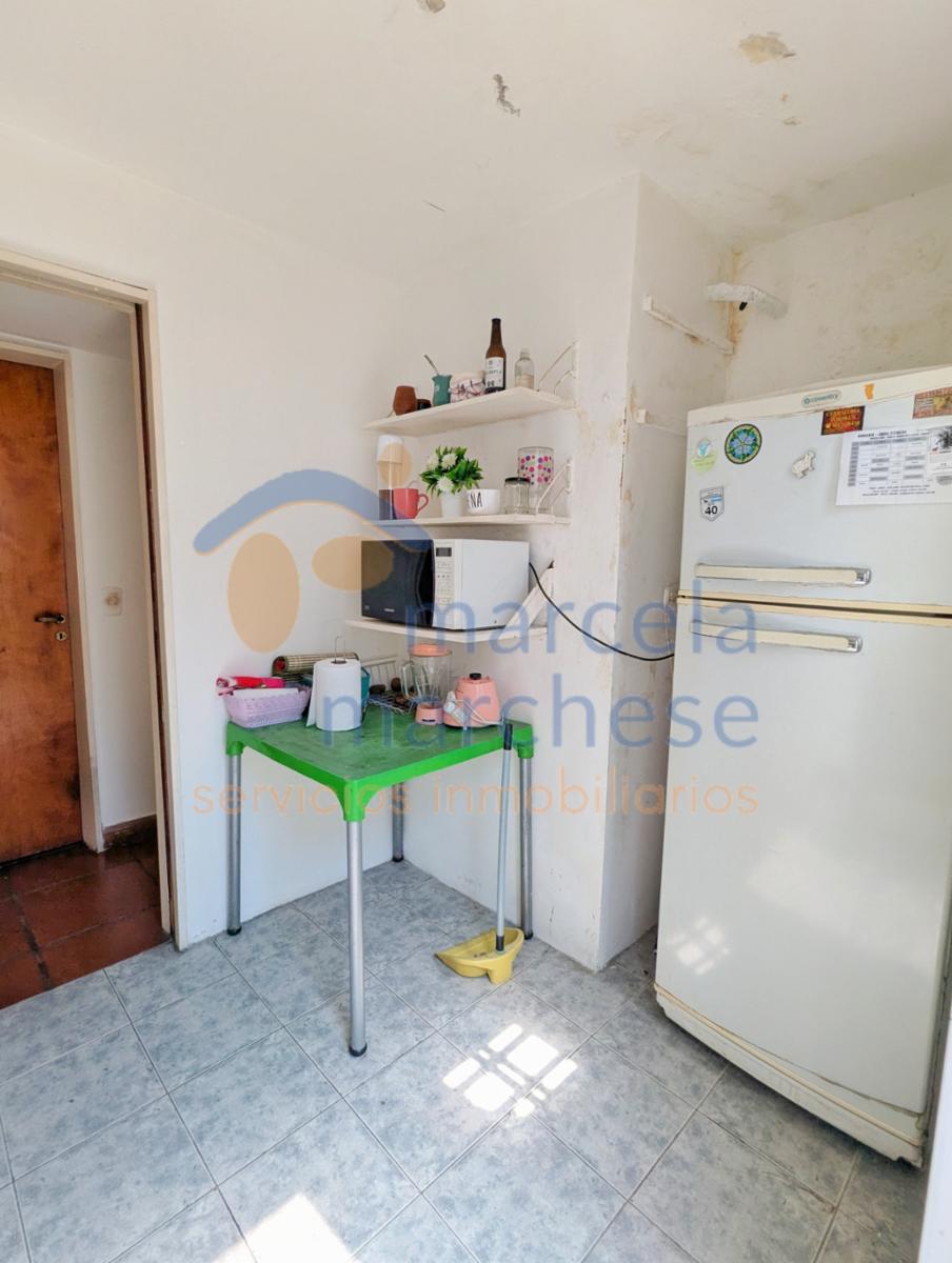 Cnel R L Falcón 3200 · Floresta — foto 6