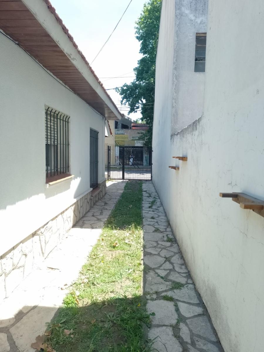 Castelli 901 · Almirante Brown — foto 3