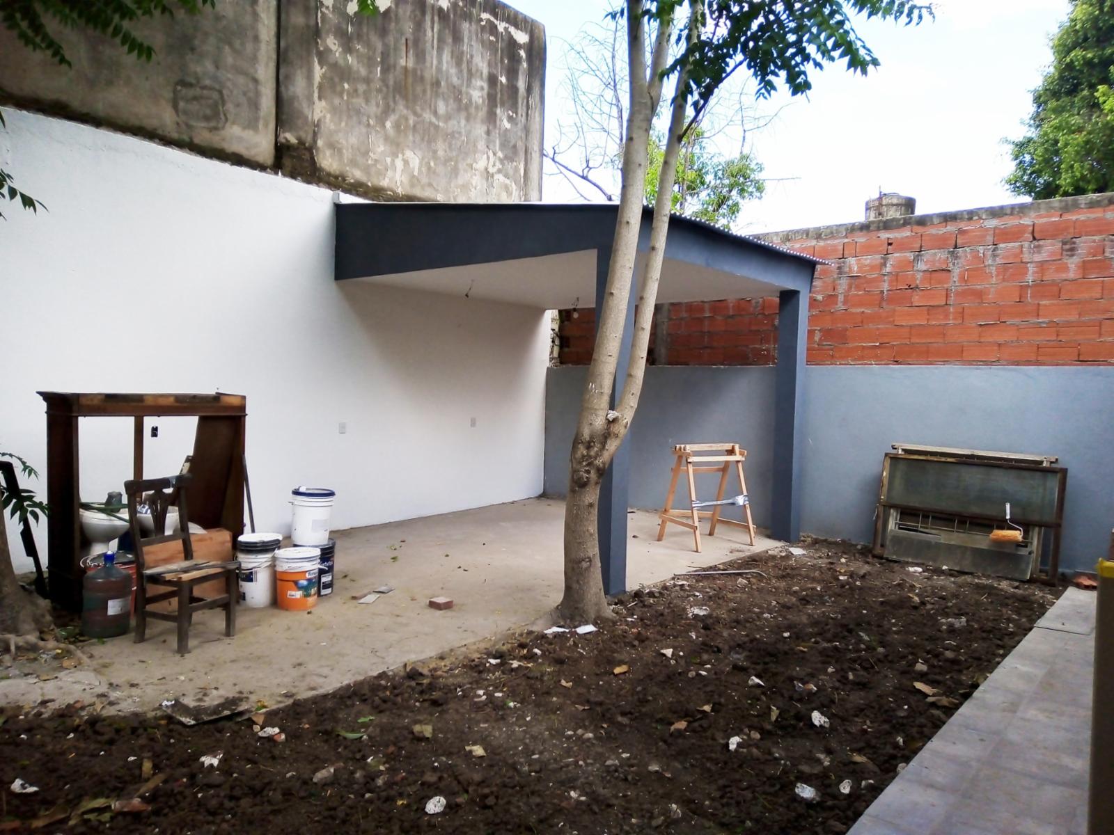 Luis Antonio Berutti 600 · Morón — foto 4