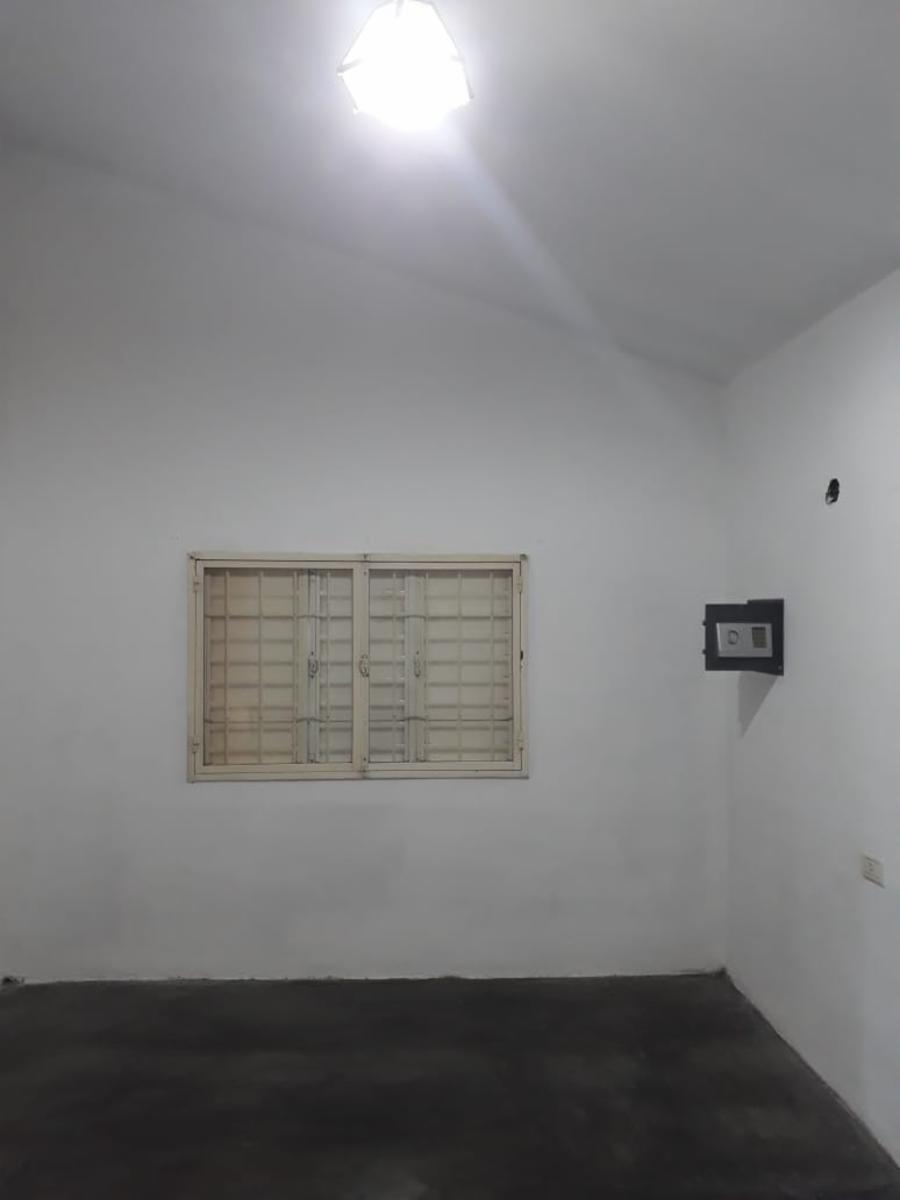 Av Fermin Romreo 200 · Junín — foto 7