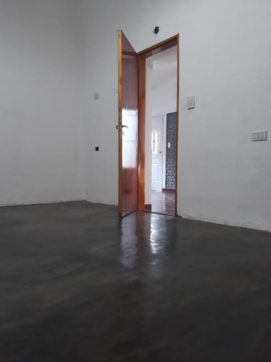 Av Fermin Romreo 200 · Junín — foto 8