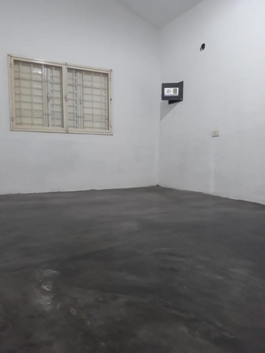 Av Fermin Romreo 200 · Junín — foto 9