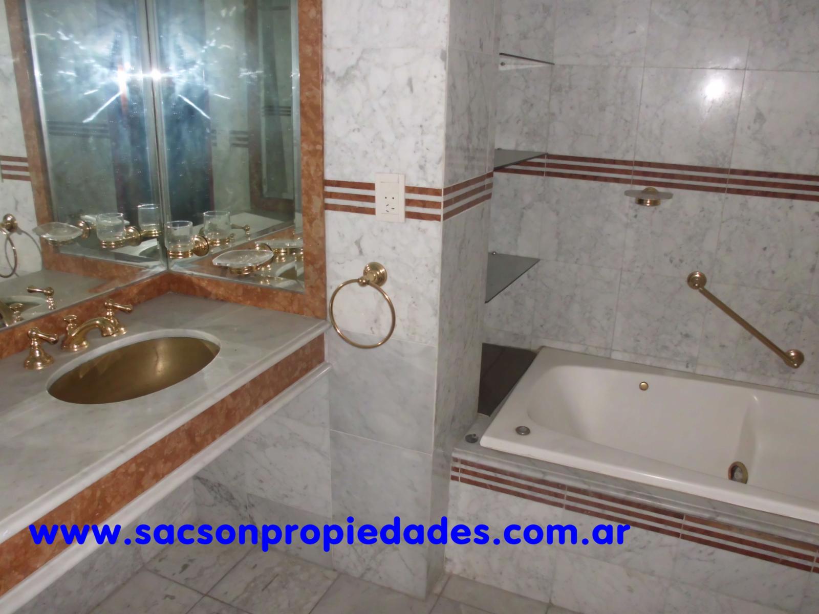 Crisologo Larralde (ex Rauch) al 1100 · Morón — foto 15