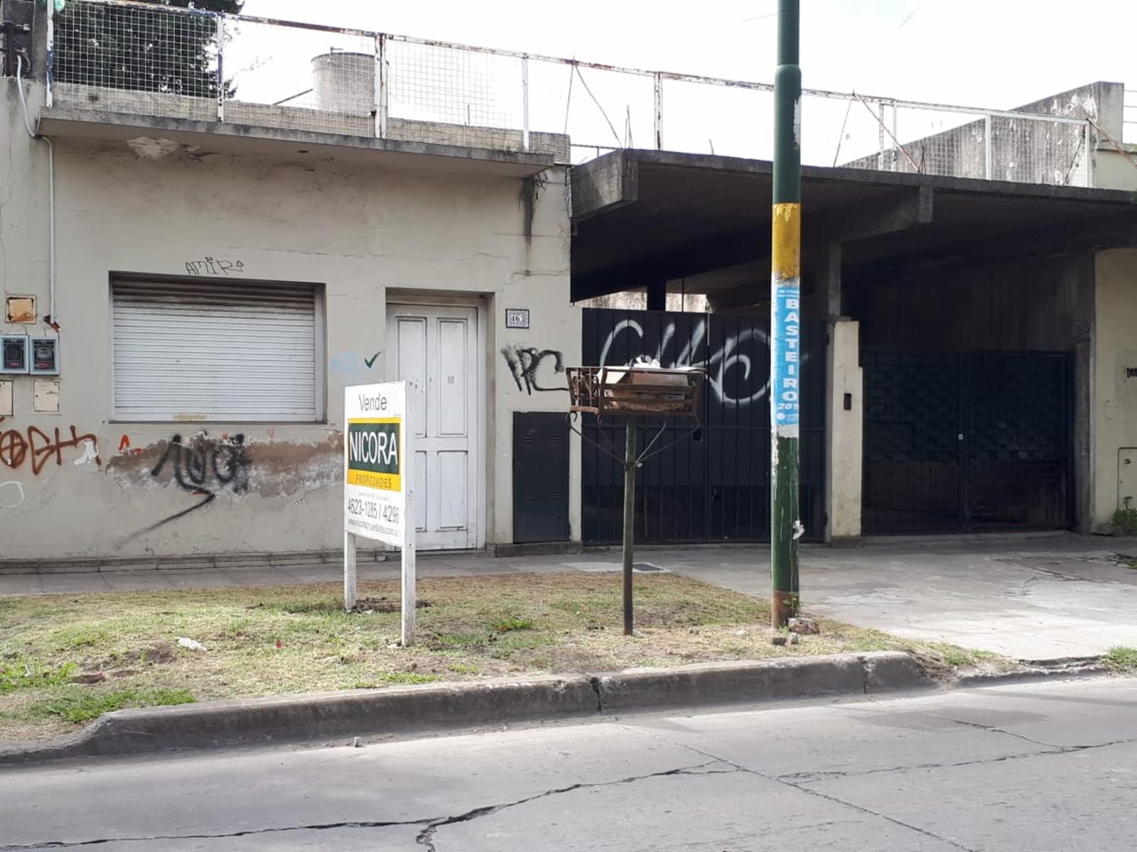 Excelente propiedad puede ser usado como departamento o local